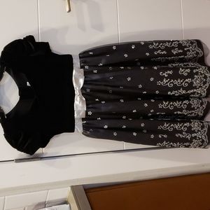 Brand: Jona Michelle Size: 8 (Only worn once)